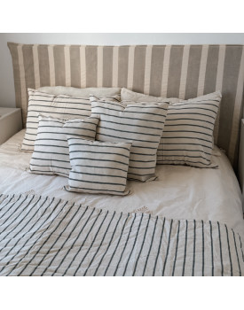Pie de cama doble