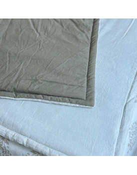 Pie de cama simple