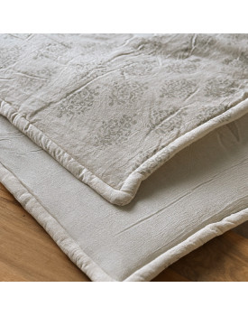Pie de cama simple