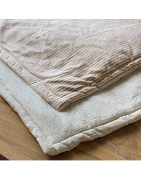 Pie de cama simple